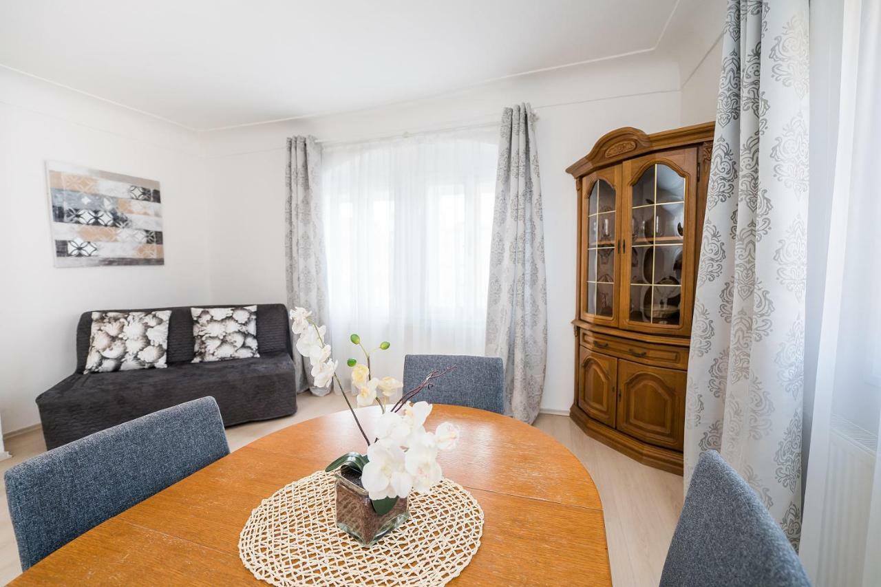 Apartments Pushkin Praag Buitenkant foto