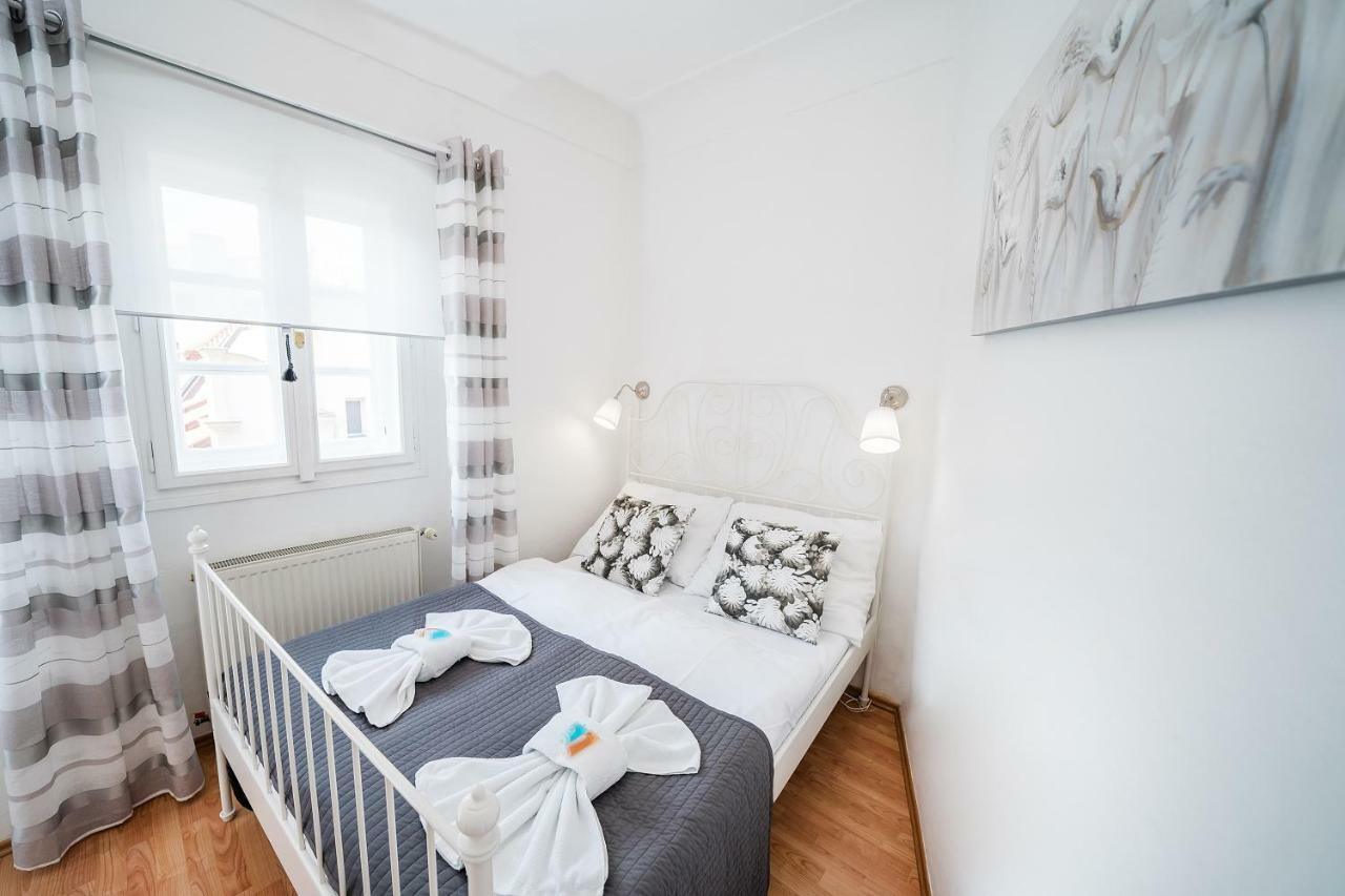Apartments Pushkin Praag Buitenkant foto